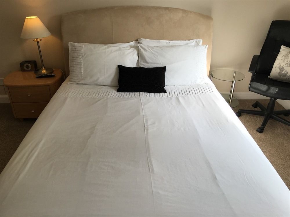 Sleepneat Panzió Ascot  Kültér fotó